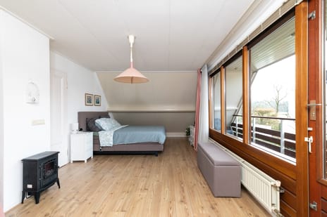 Stormvogel 18 tertiary image