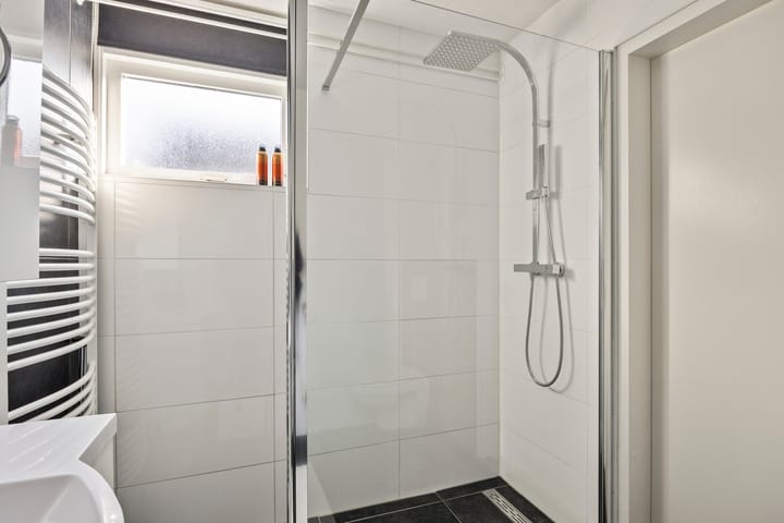 Foto 4 van Lederstraat 4