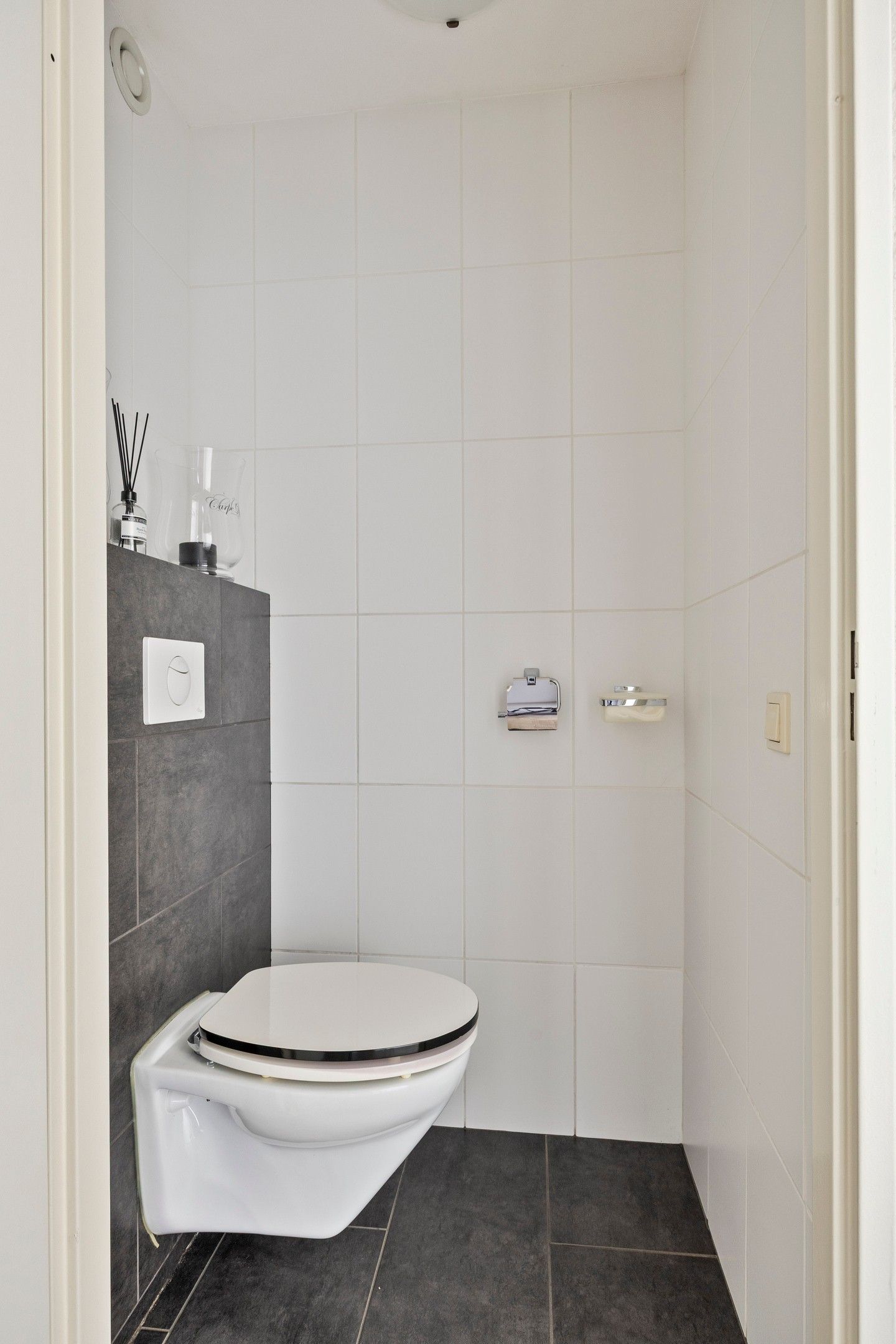 Photo 9 of Lederstraat 4