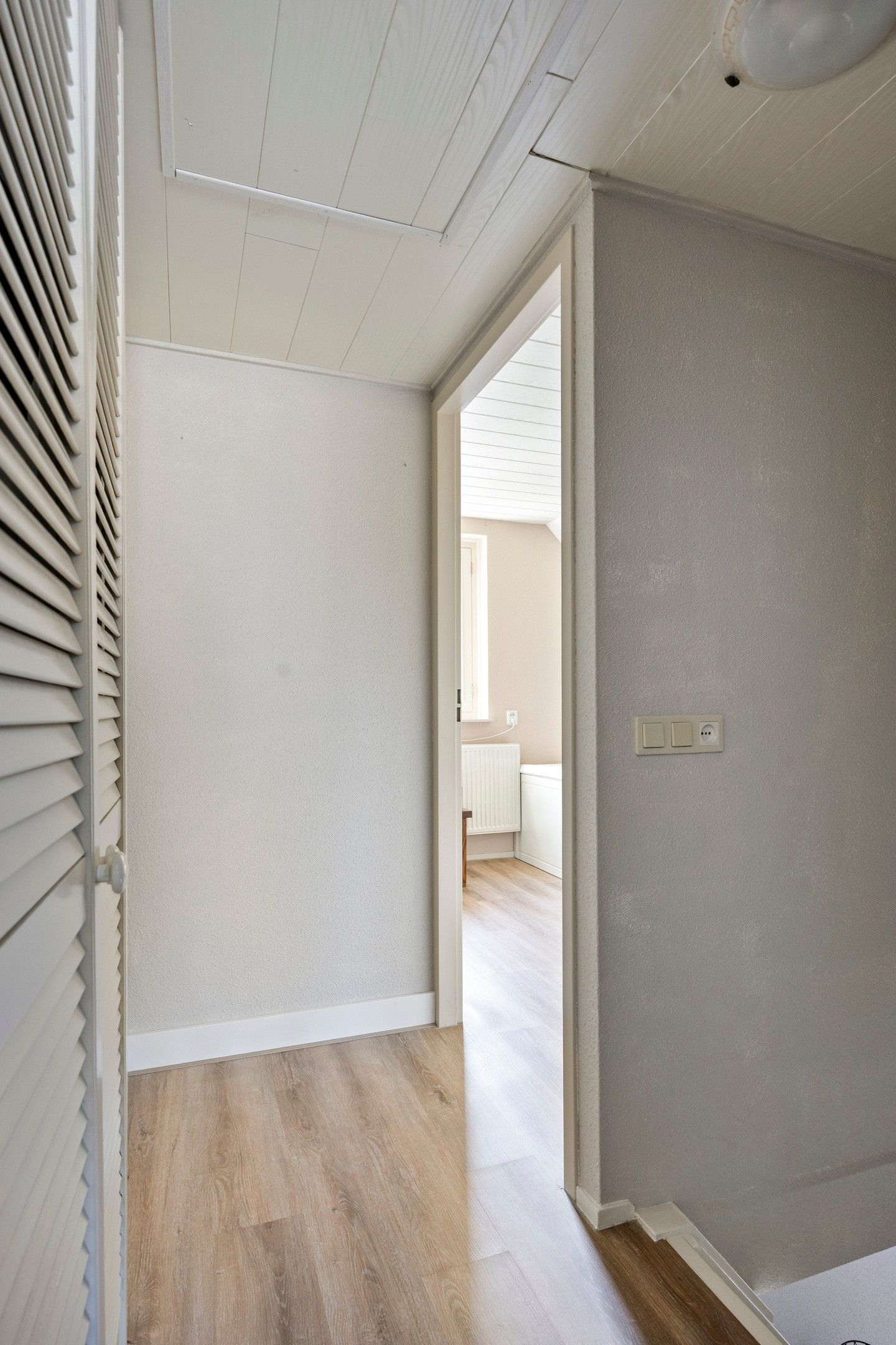 Photo 24 of Lederstraat 4