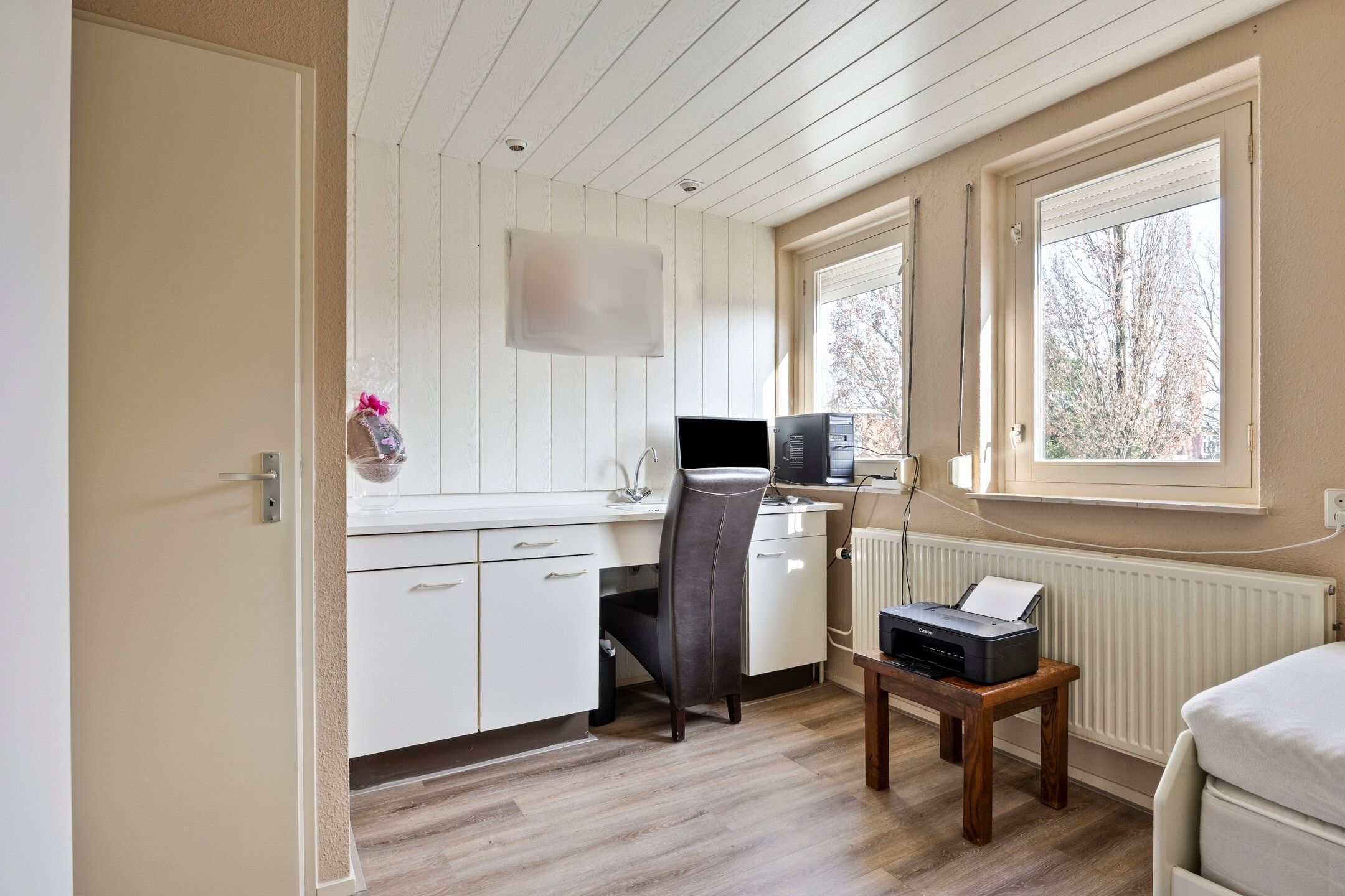 Photo 30 of Lederstraat 4