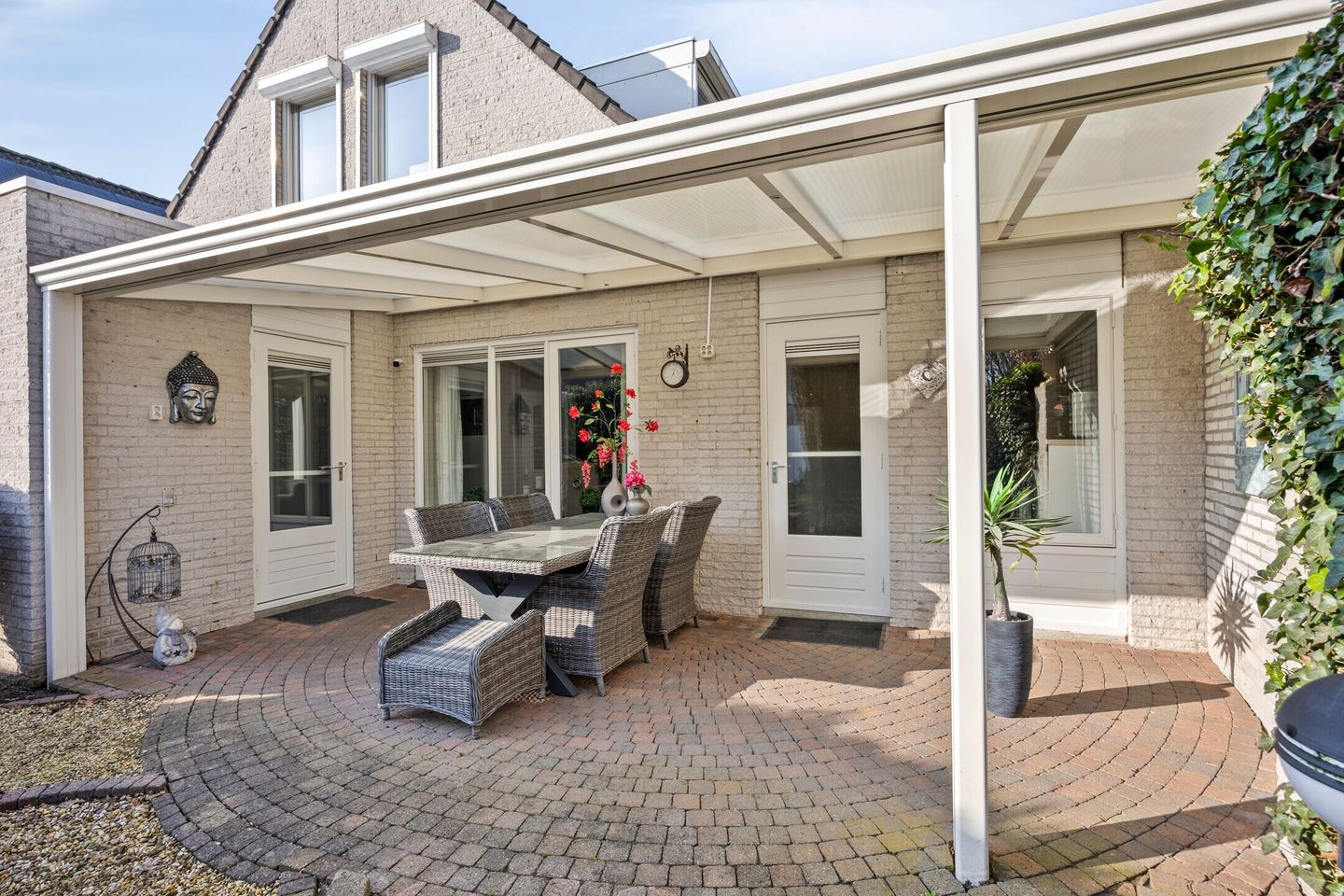 Photo 35 of Lederstraat 4