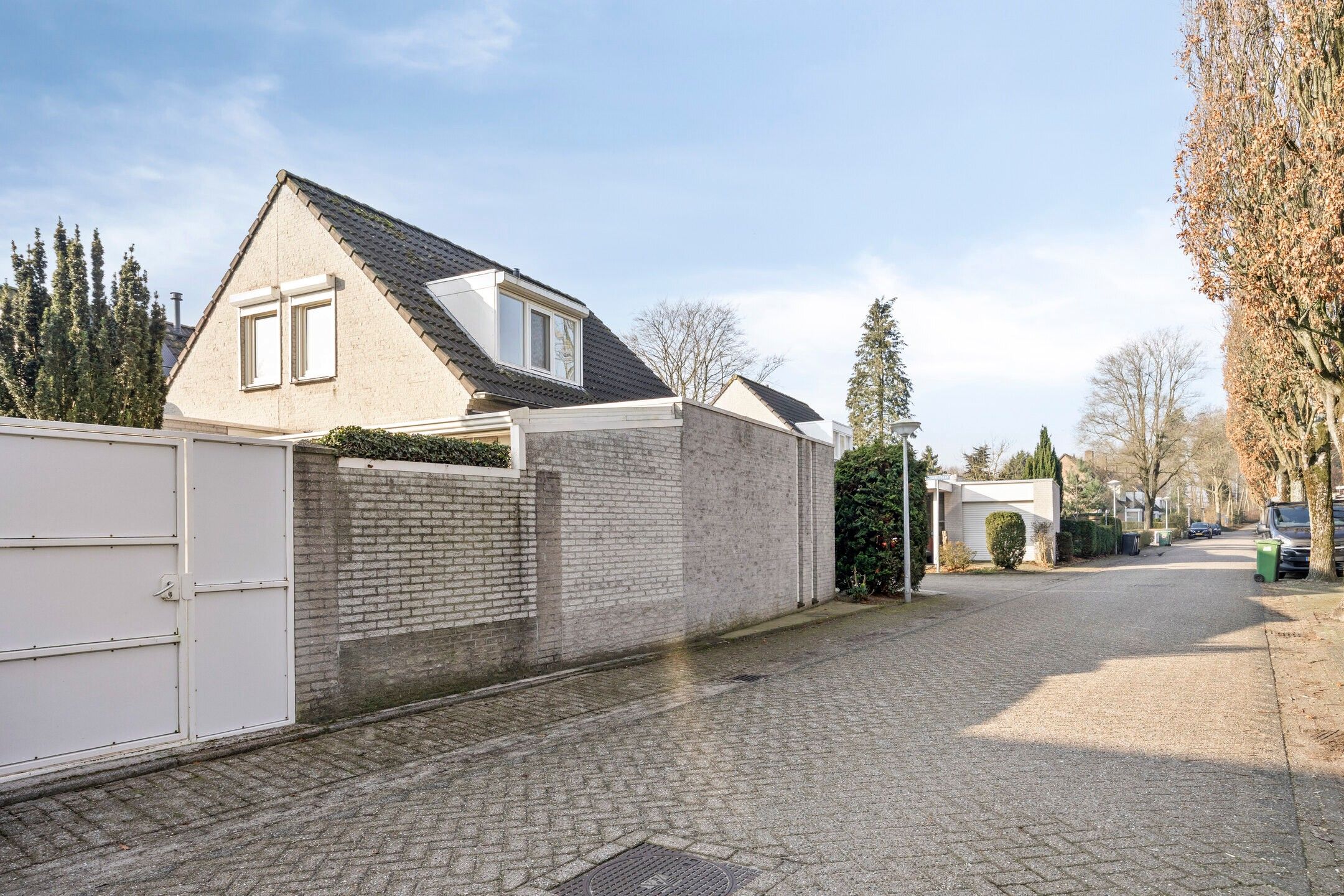 Photo 36 of Lederstraat 4