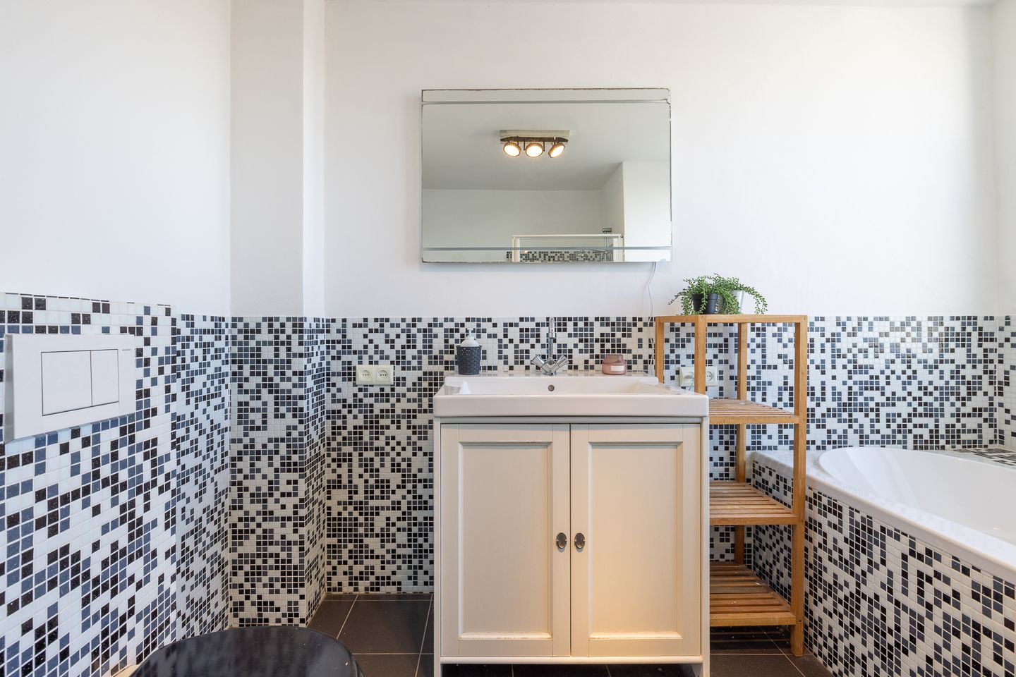 Foto 25 van Kleiweg 179-B