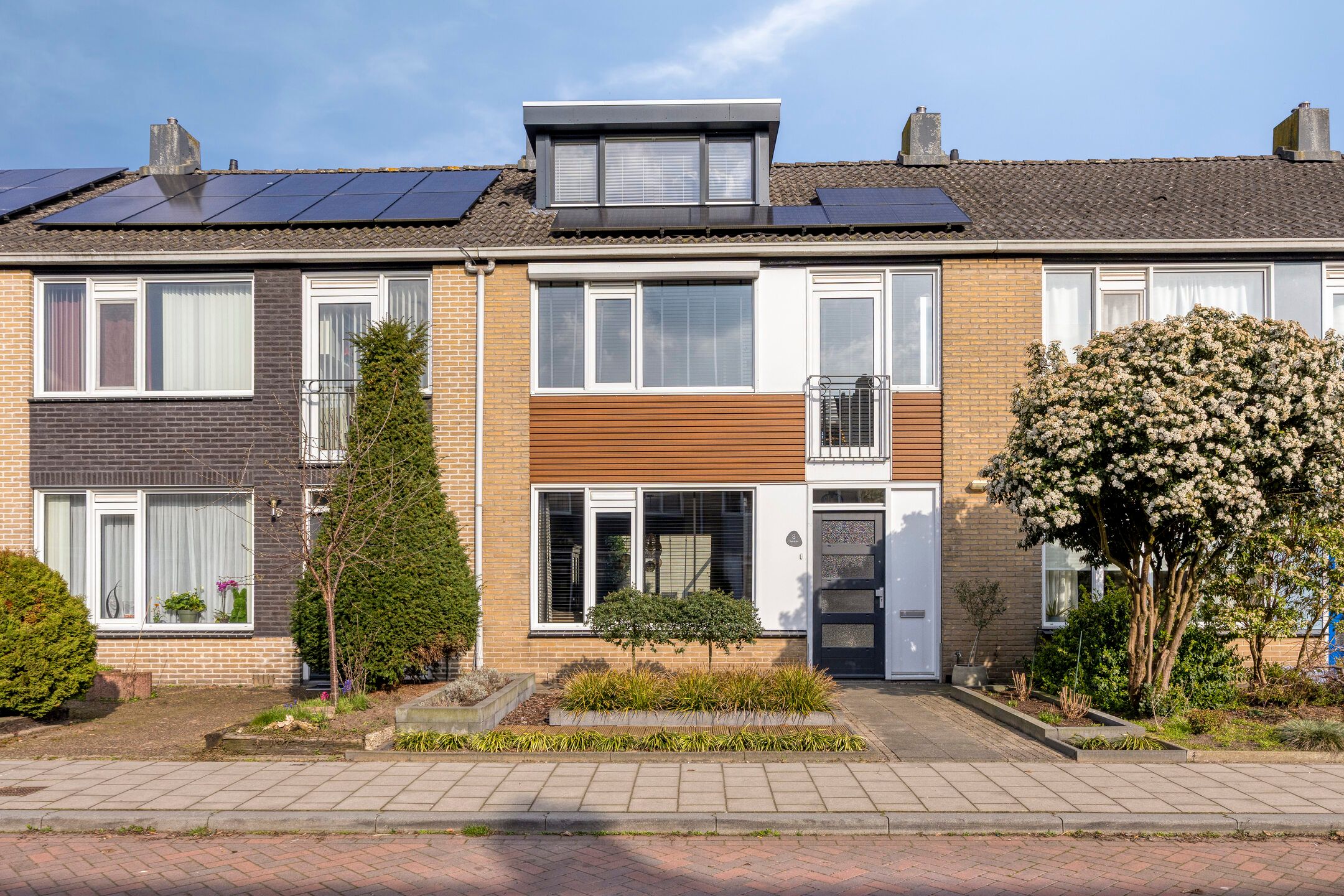 Buying a house in The Netherlands., Hoepelakkerstraat 8