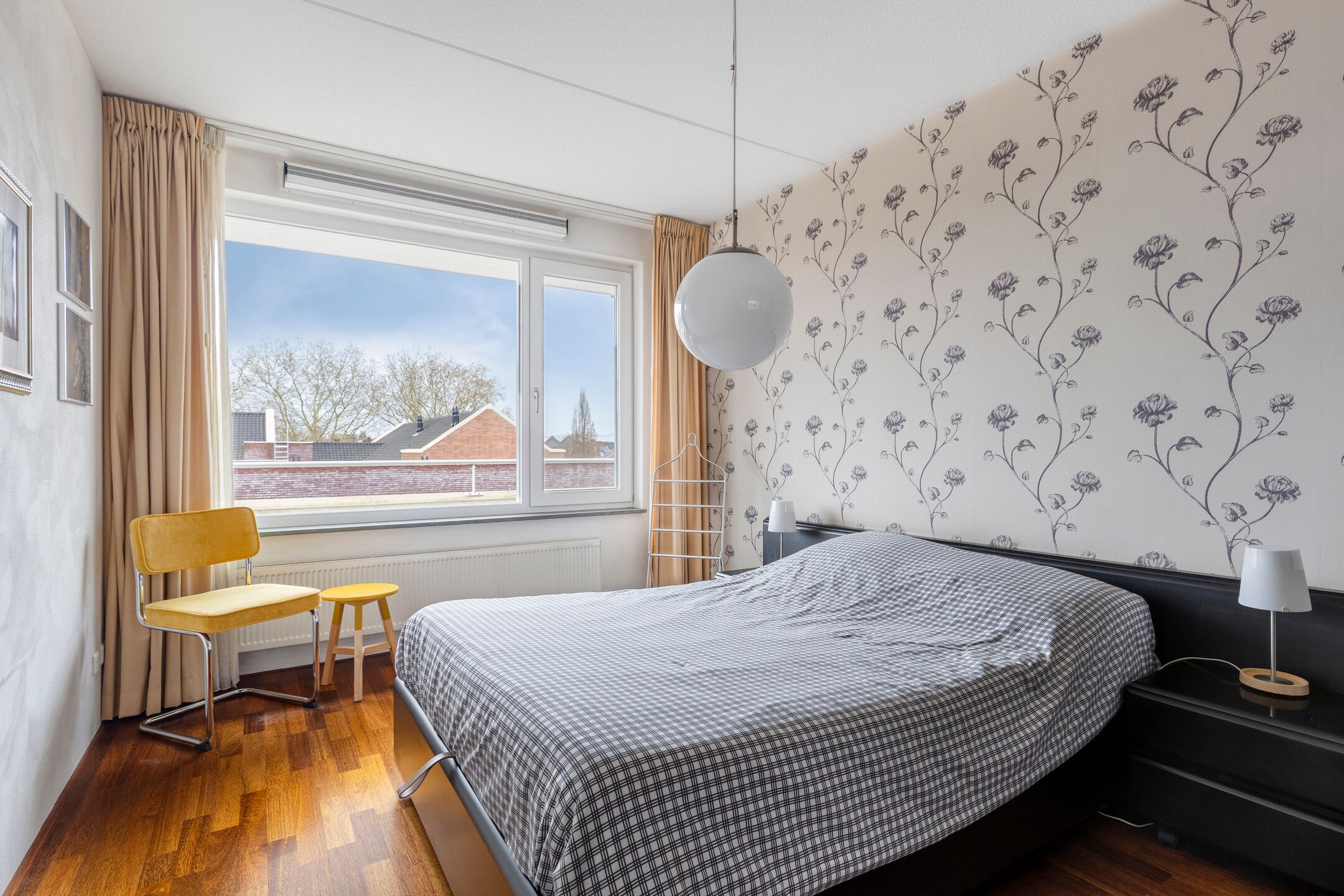 Spacious Top Floor Apartment with Sunny Roof Terrace in Belcrum — 17