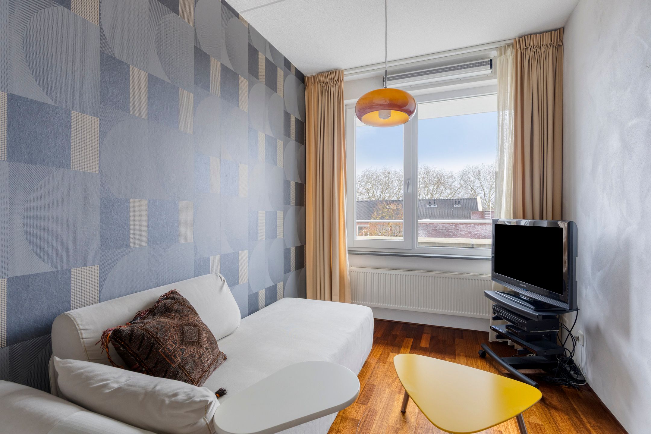 Spacious Top Floor Apartment with Sunny Roof Terrace in Belcrum — 20