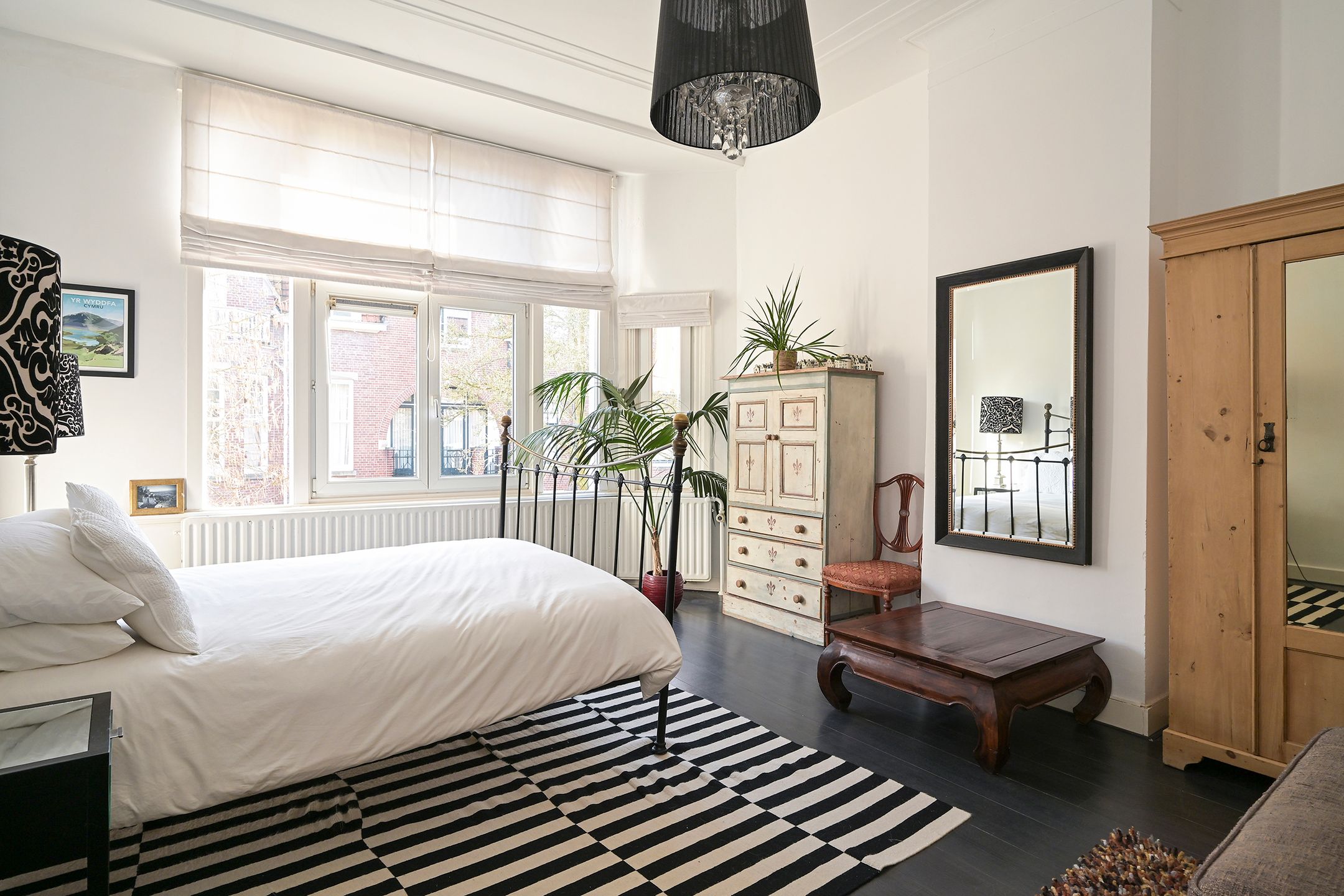 Photo 30 of Dedelstraat 10