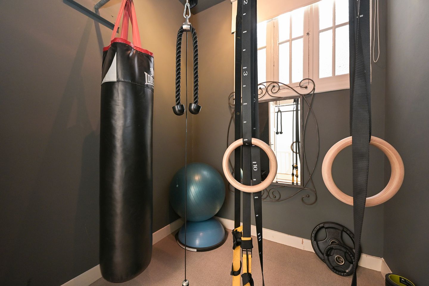 Photo 49 of Dedelstraat 10