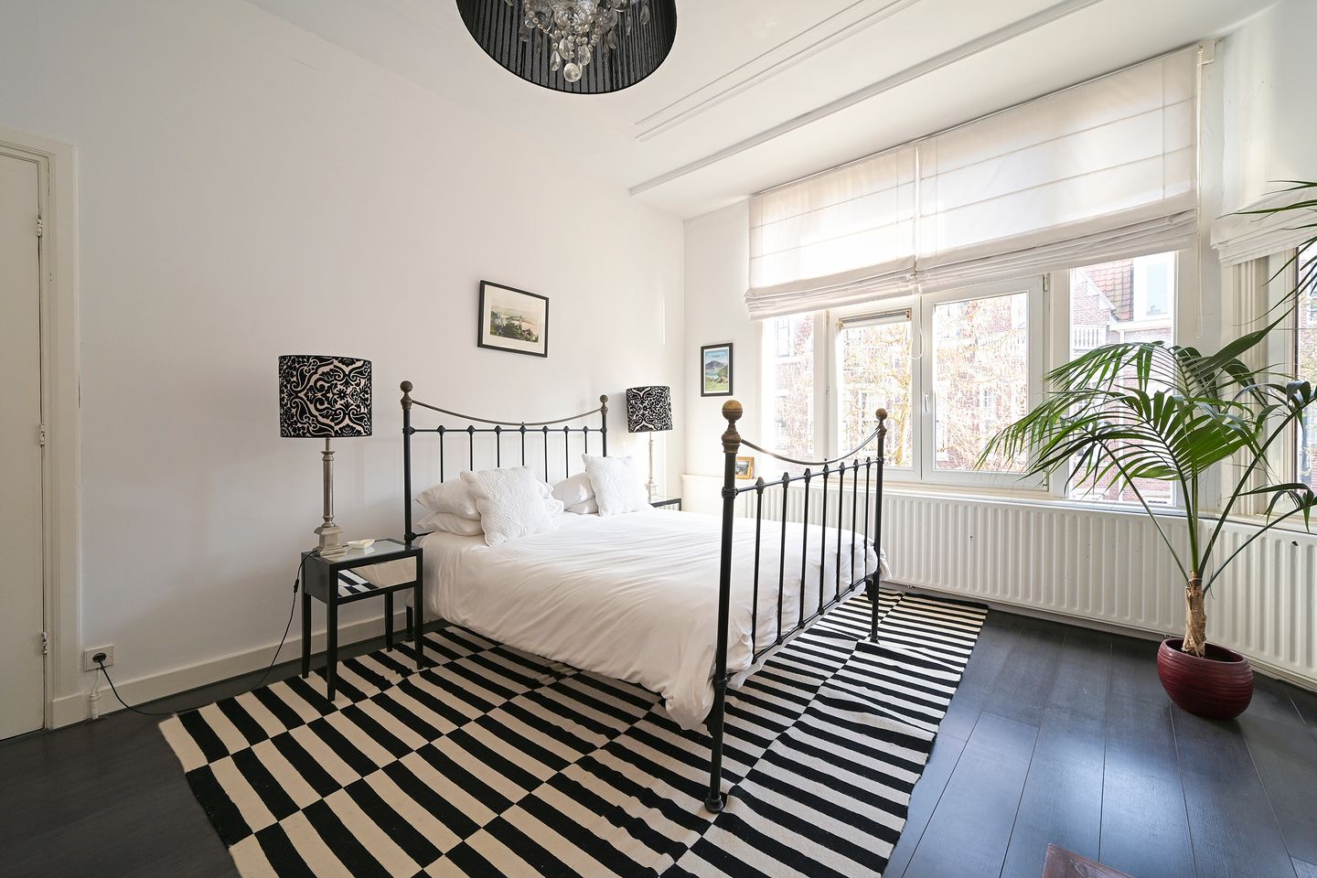 Photo 29 of Dedelstraat 10