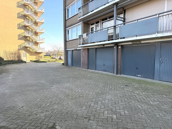 Photo 3 of Hobokenstraat 155