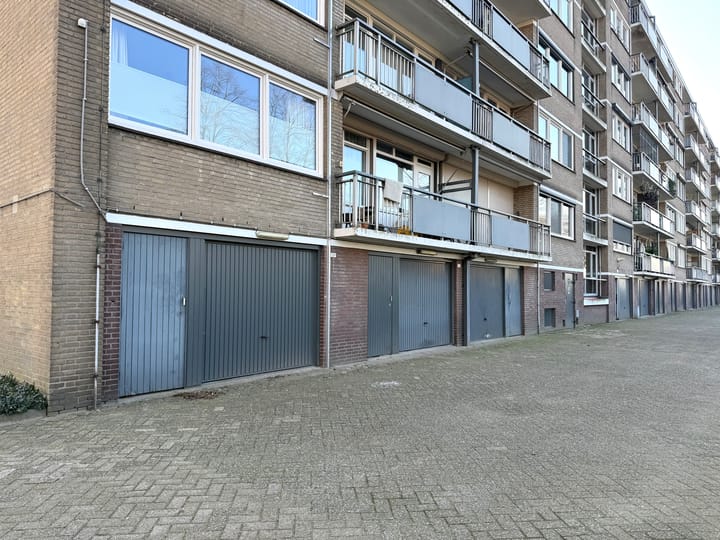 Photo 4 of Hobokenstraat 155