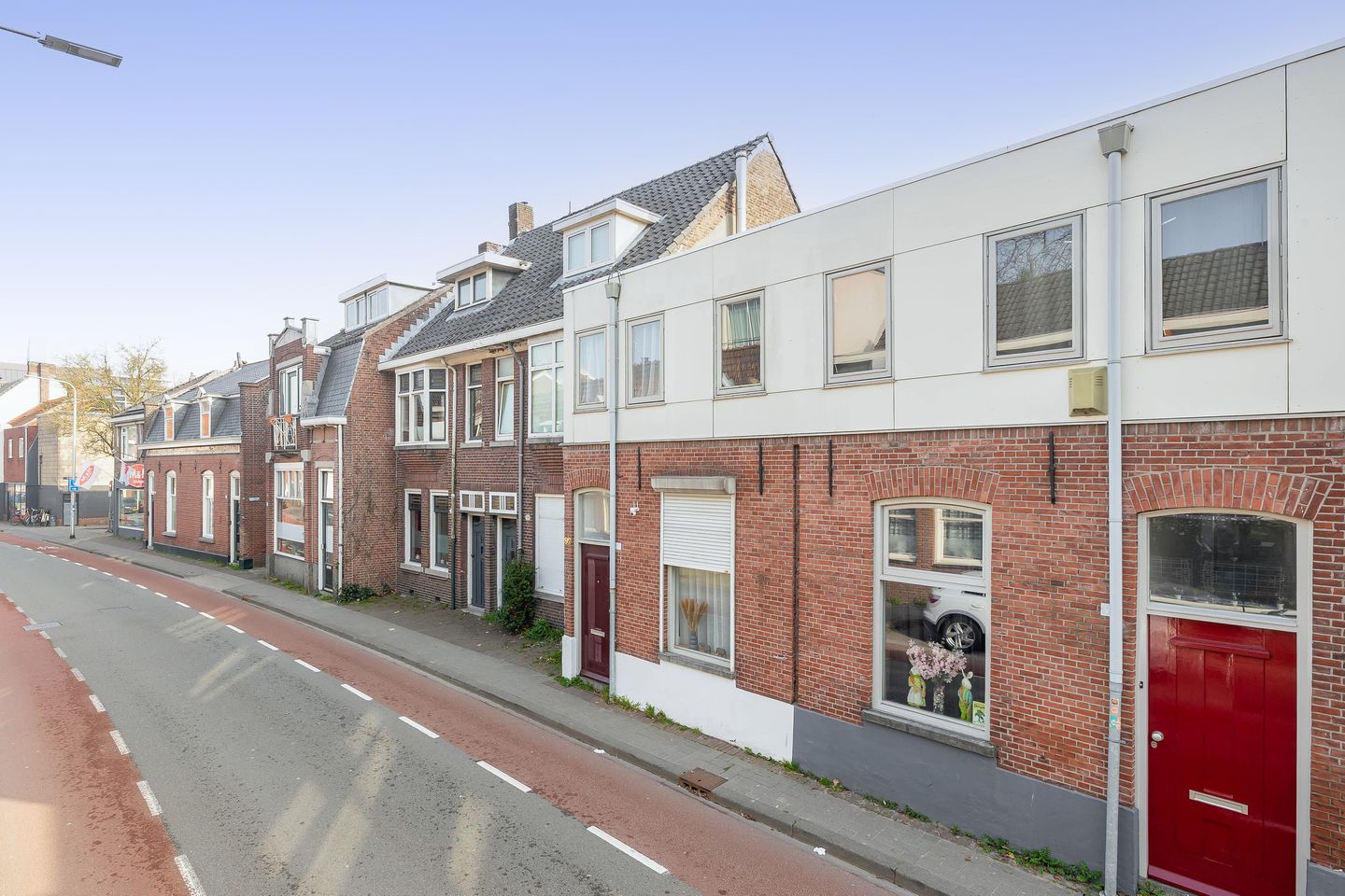 Photo 25 of Bisschop Zwijsenstraat 92