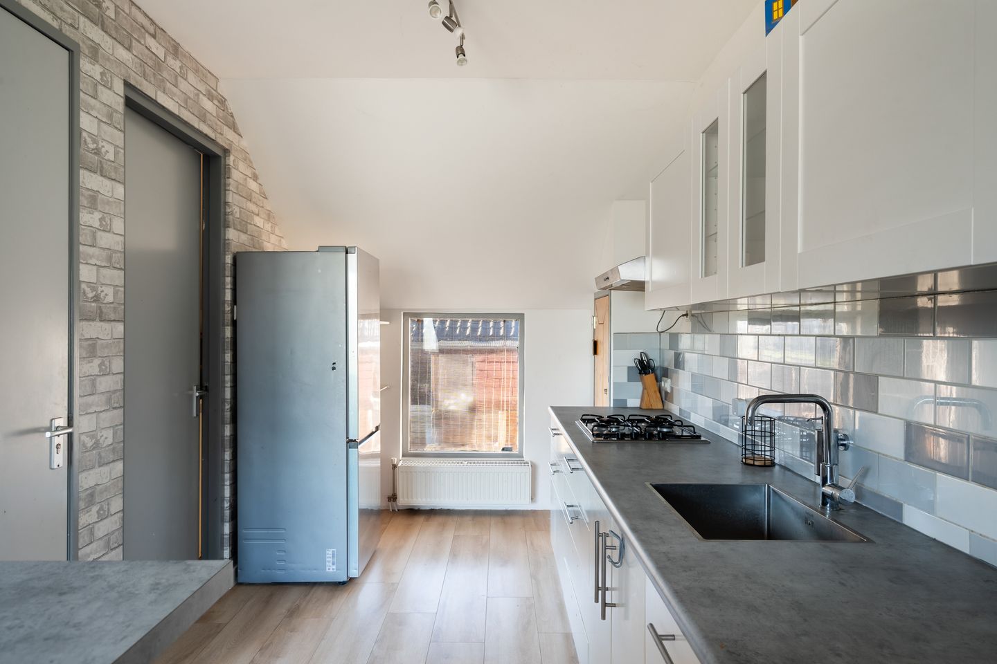 Foto 14 van Leeweg 4