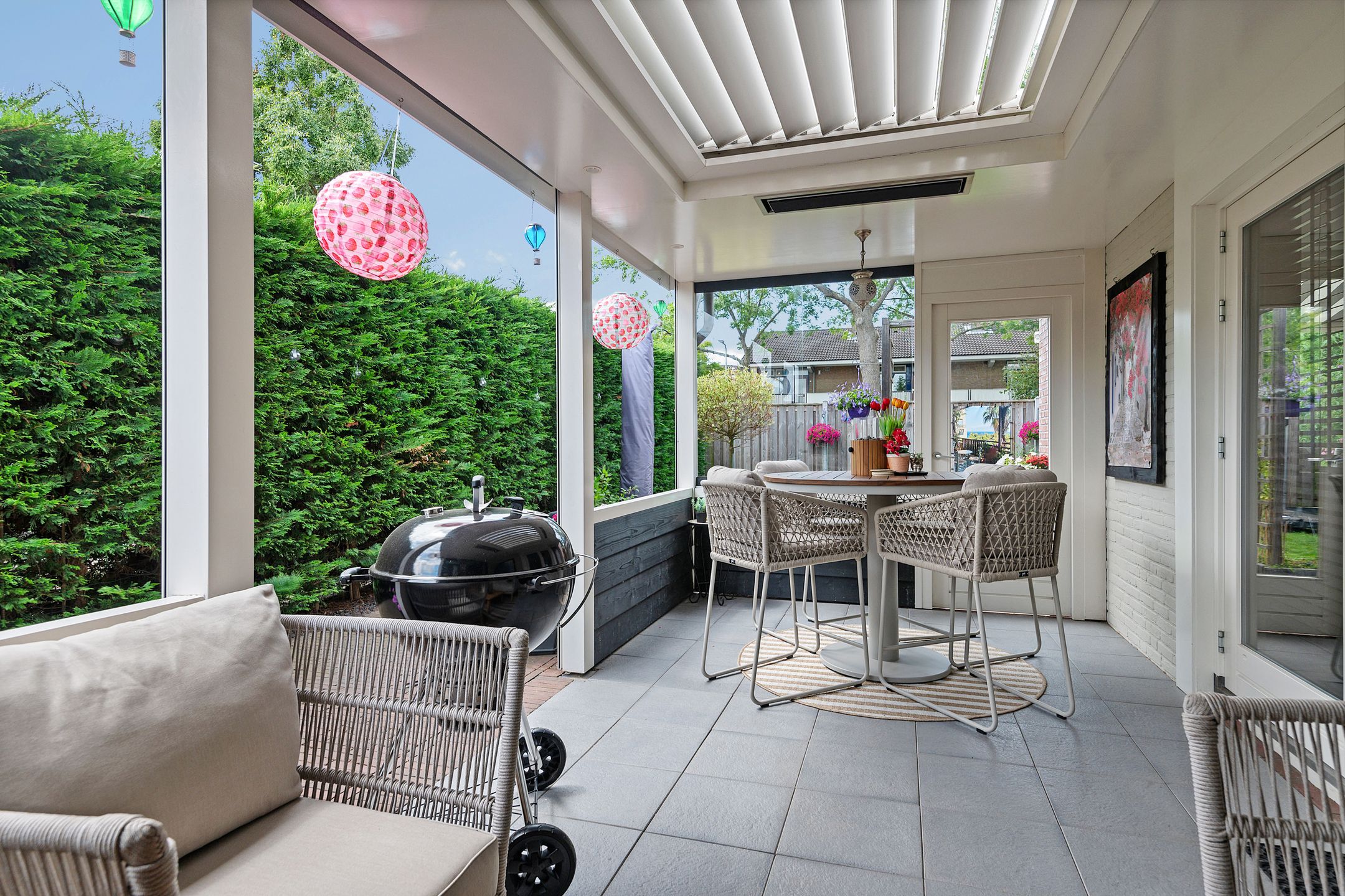 Eye-catching corner house on 260 m² plot with luxury veranda — 13