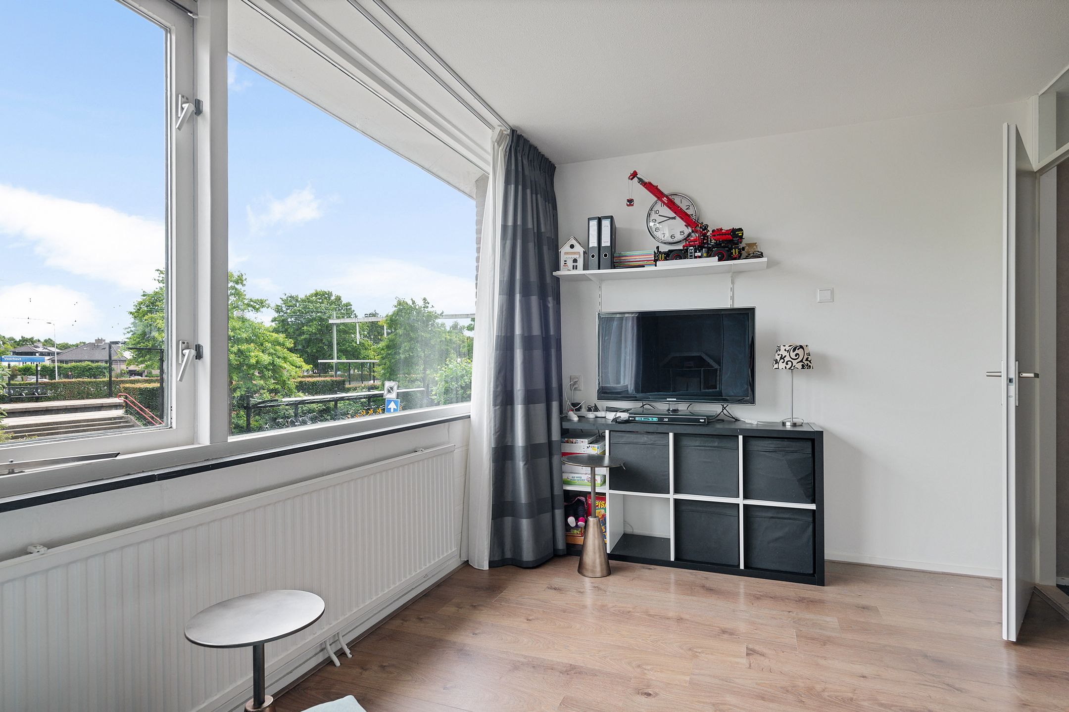 Eye-catching corner house on 260 m² plot with luxury veranda — 19