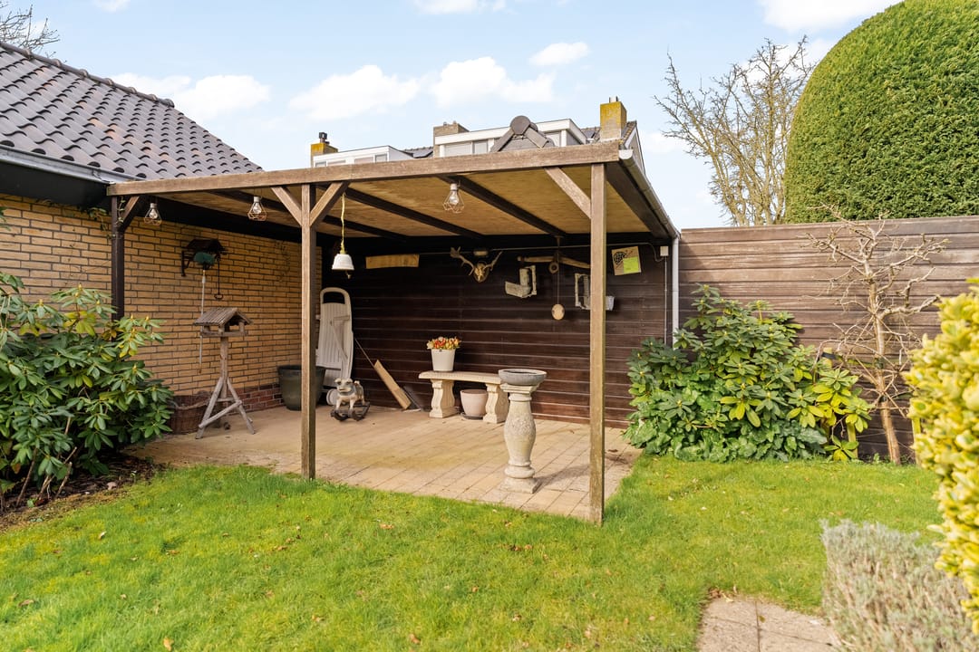 Spacious Detached Bungalow with Large Garden in Noordwijk — 14