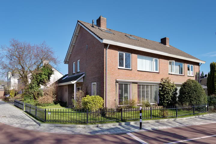 Nieuwe Waalreseweg 2 main image