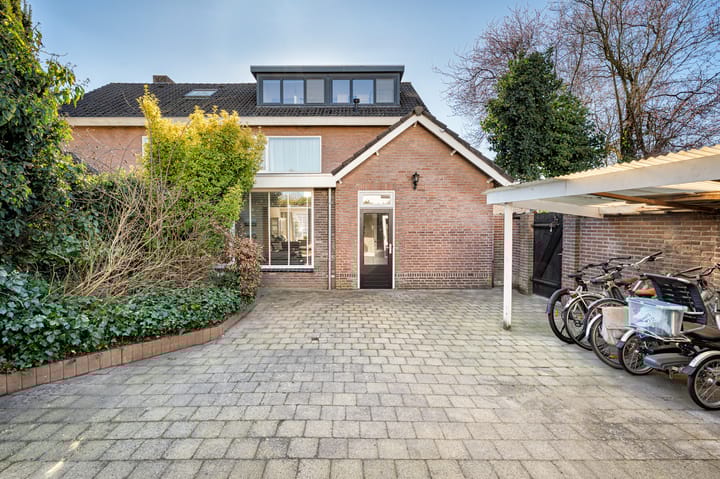 Photo 2 of Nieuwe Waalreseweg 2