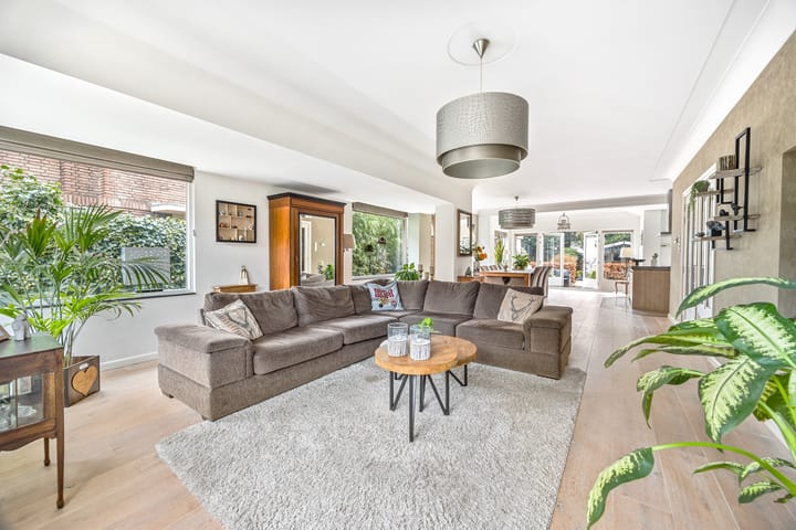 Photo 2 of Parkweg 133