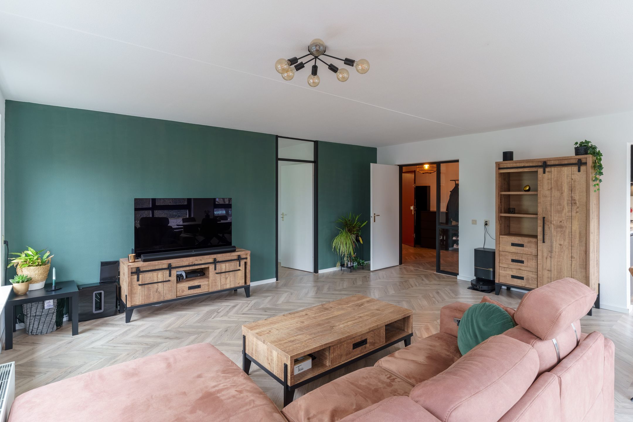 Modern 3-room apartment with lift and balcony in Delft — 18
