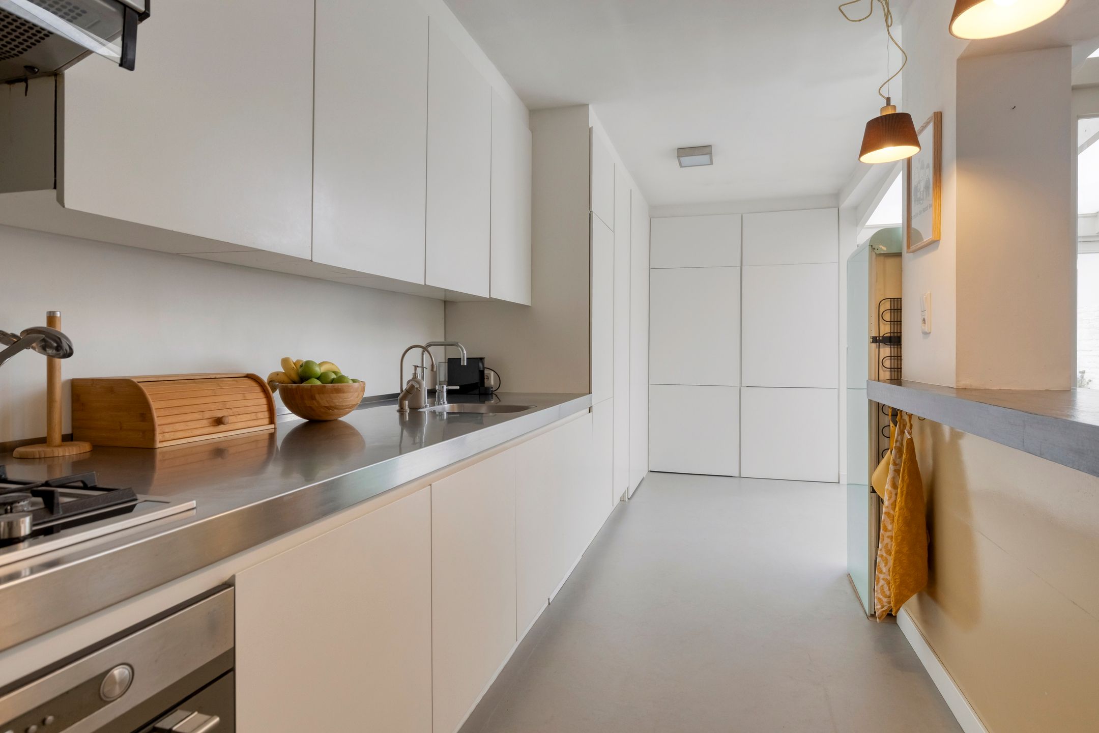 Foto 21 van Leenderweg 276