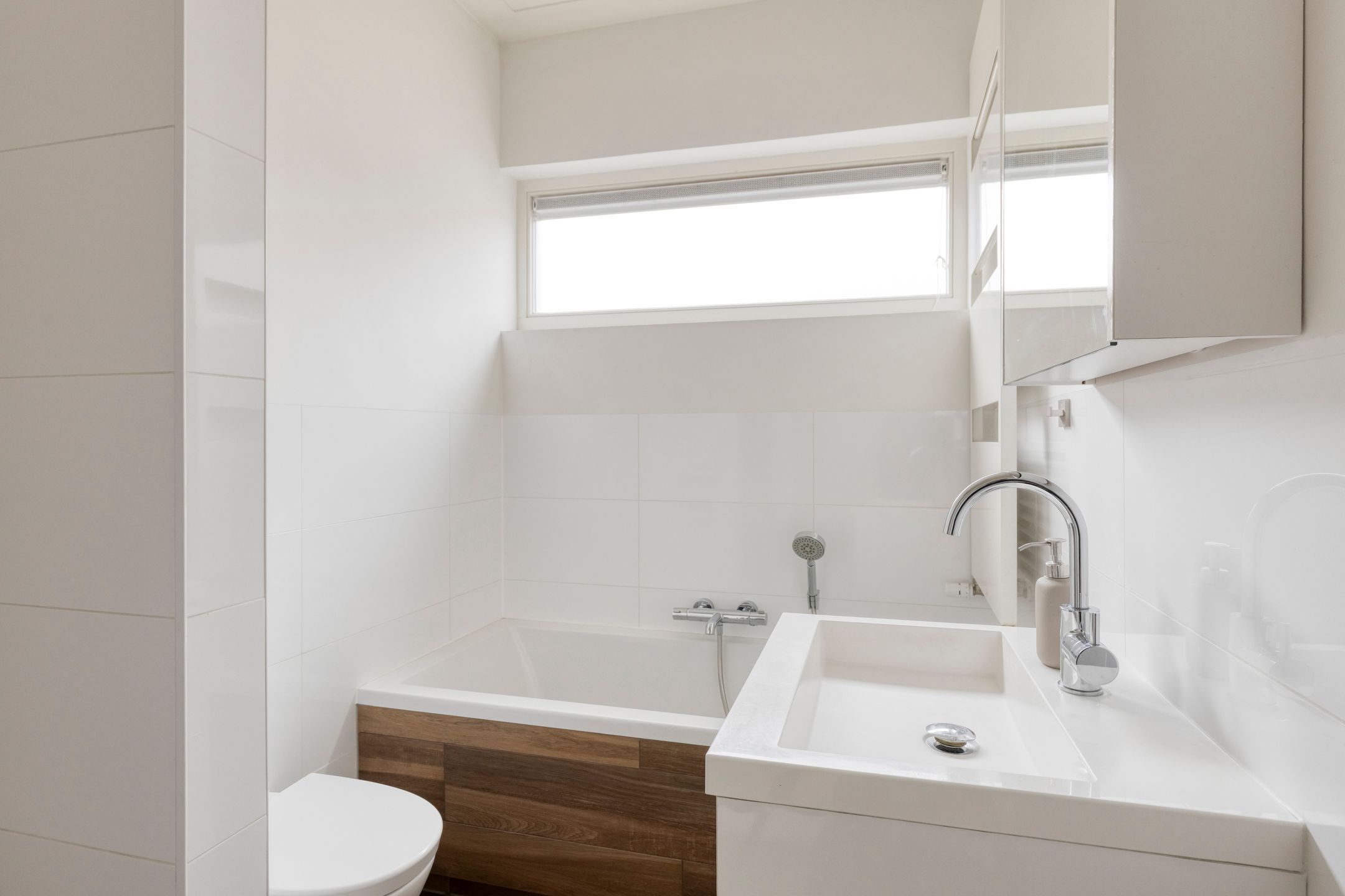 Foto 30 van Leenderweg 276