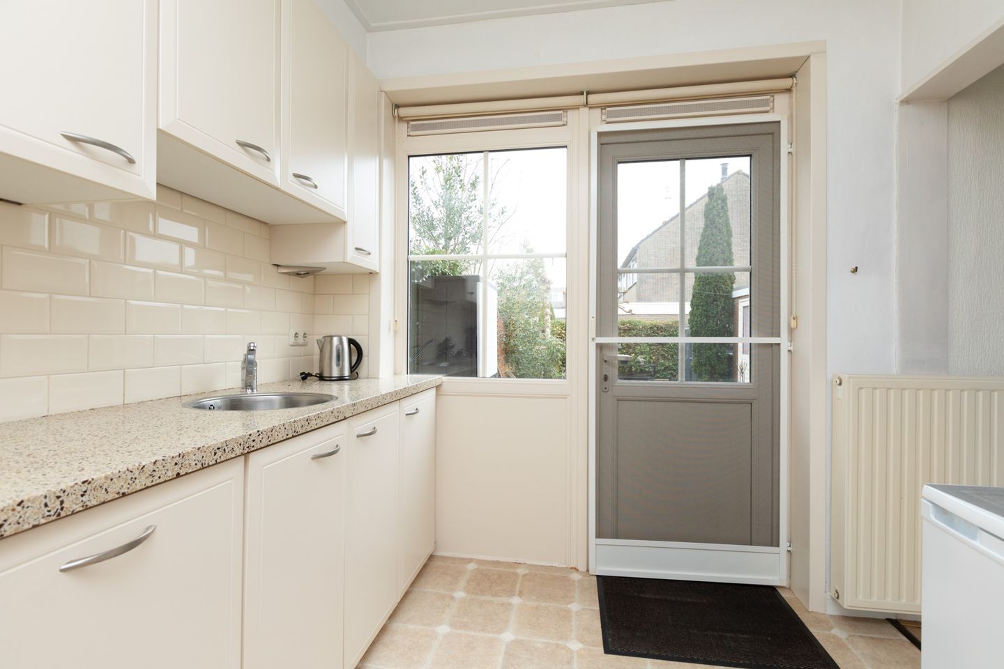 Foto 10 van Johan de Wittplein 12