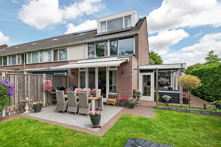 Foto 2 van Spoorlaan 25