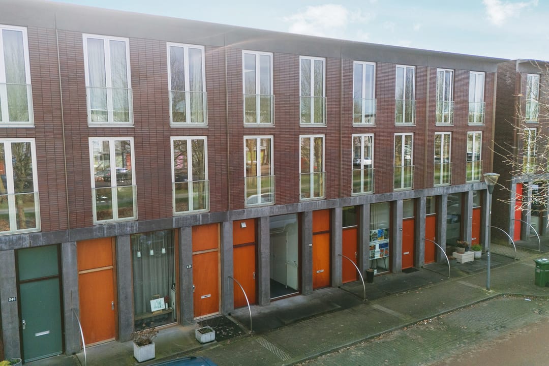 Photo 53 of Vrouwe Udasingel 236