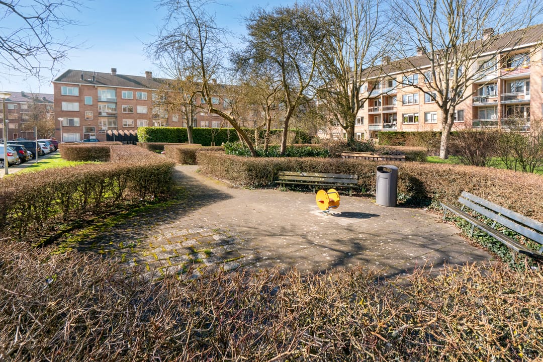 Photo 28 of Beemsterstraat 438