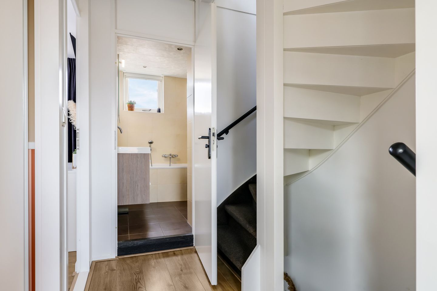 Foto 55 van Schoutstraat 17