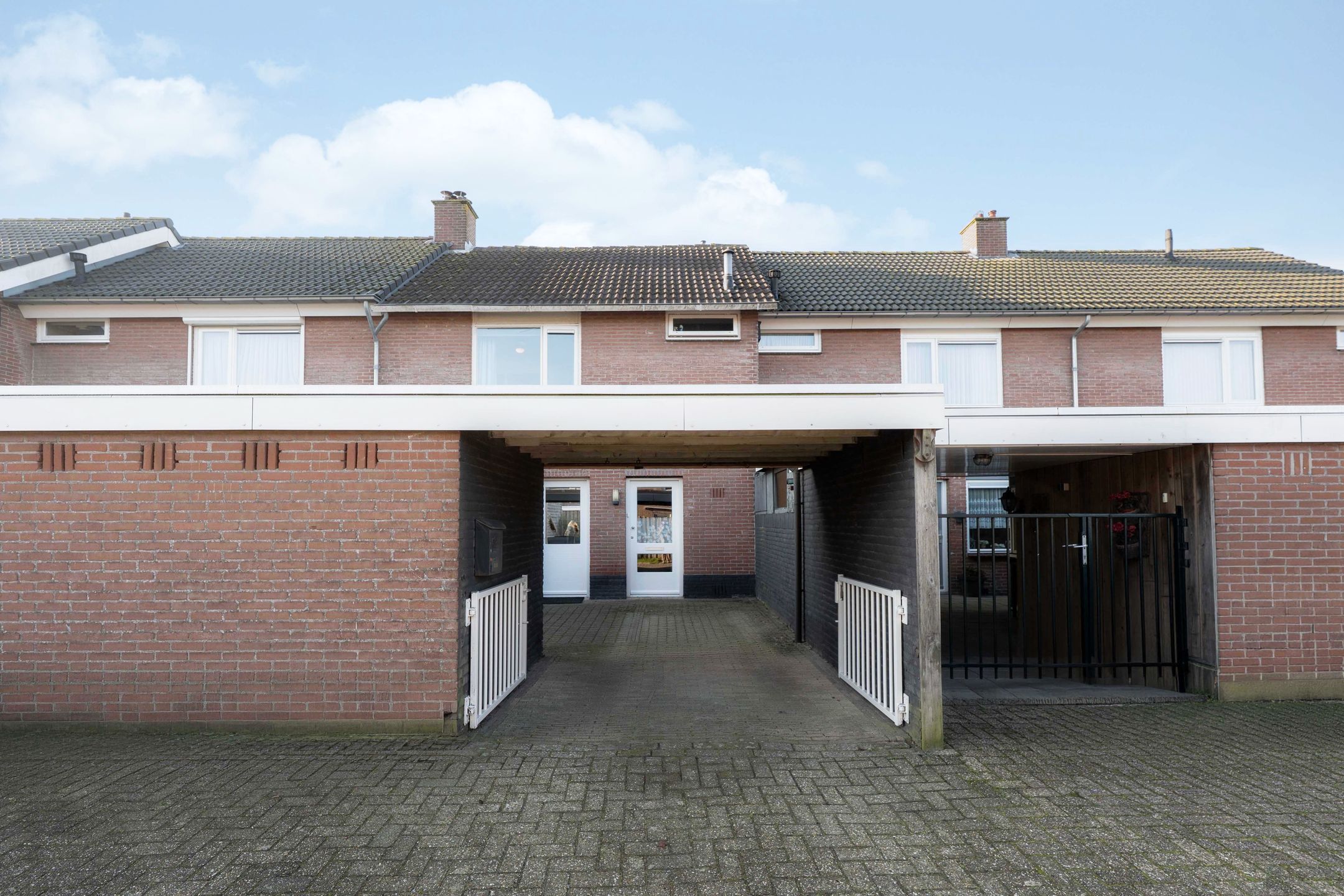 Buying a house in The Netherlands., Meidoornlaan 27