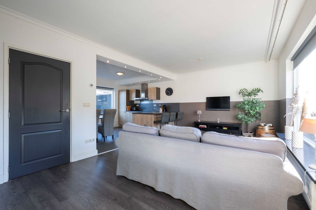 Foto 11 van Meidoornlaan 27