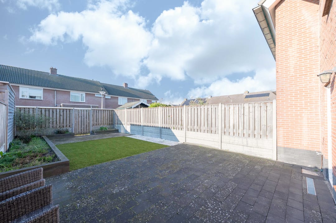 Foto 22 van Meidoornlaan 27