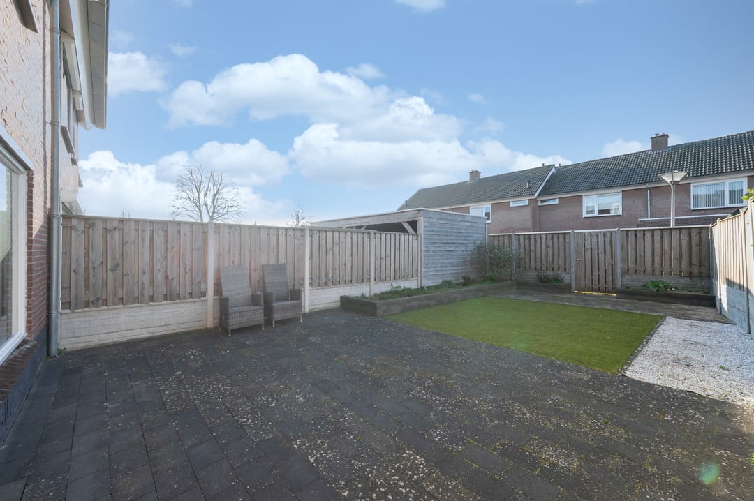 Foto 23 van Meidoornlaan 27