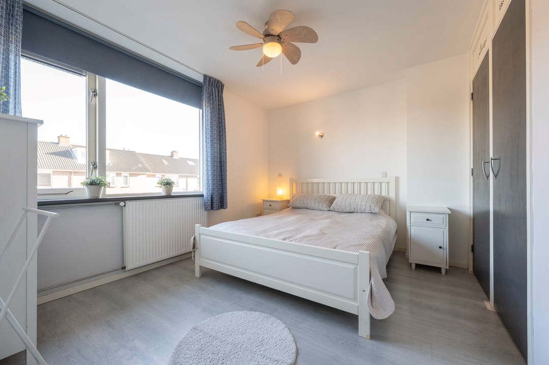 Foto 26 van Meidoornlaan 27