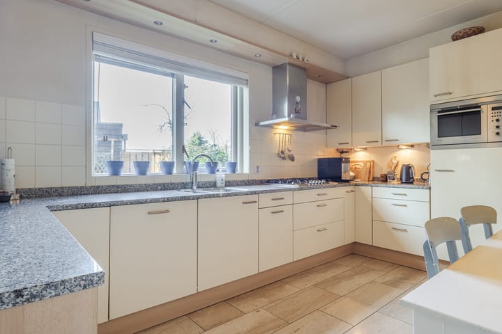 Photo 4 of Kon Wilhelminaweg 24