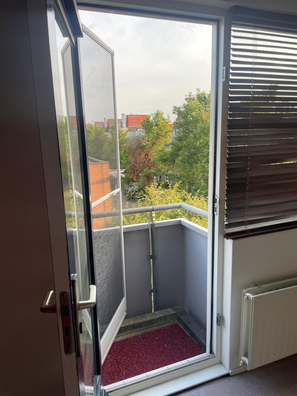 Foto 27 van Hermine Moquettestraat 20