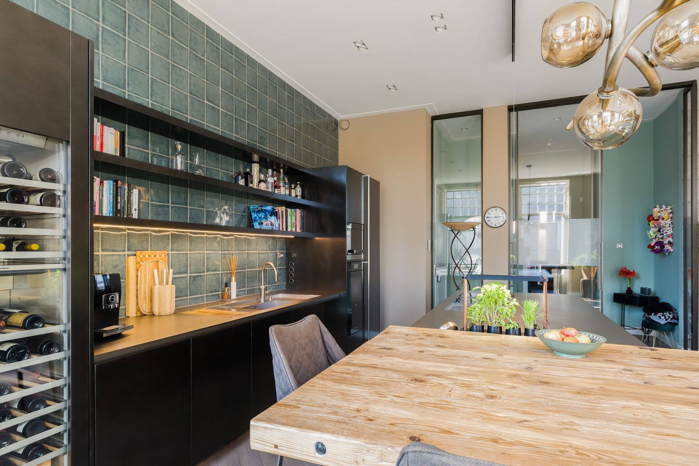 Foto 50 van Paulus Potterstraat 24-A