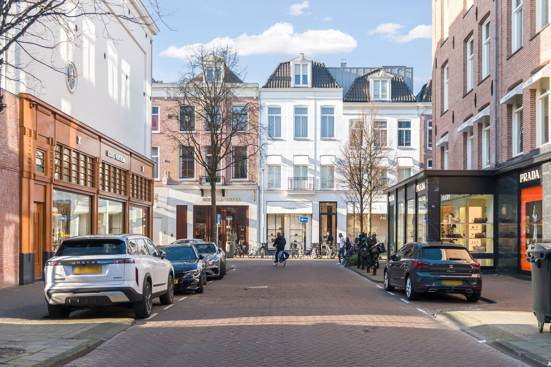 Foto 93 van Paulus Potterstraat 24-A