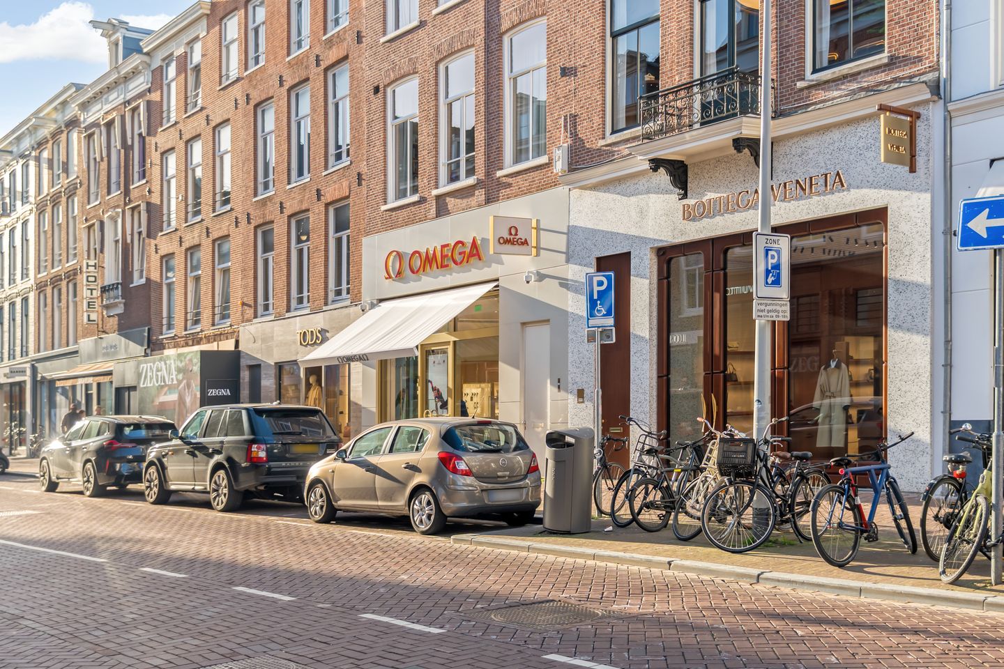 Foto 94 van Paulus Potterstraat 24-A