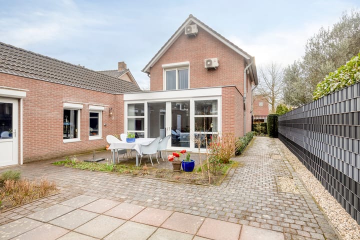 Photo 4 of Kerkweg 6