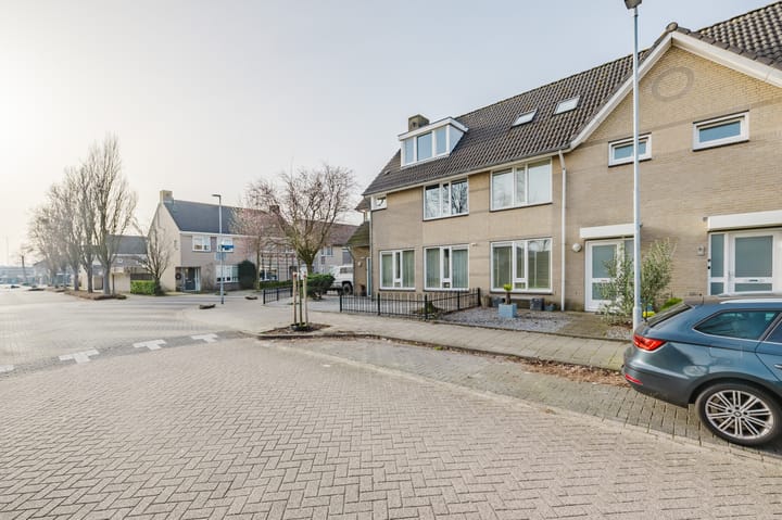 Foto 3 van de Lentenier 1