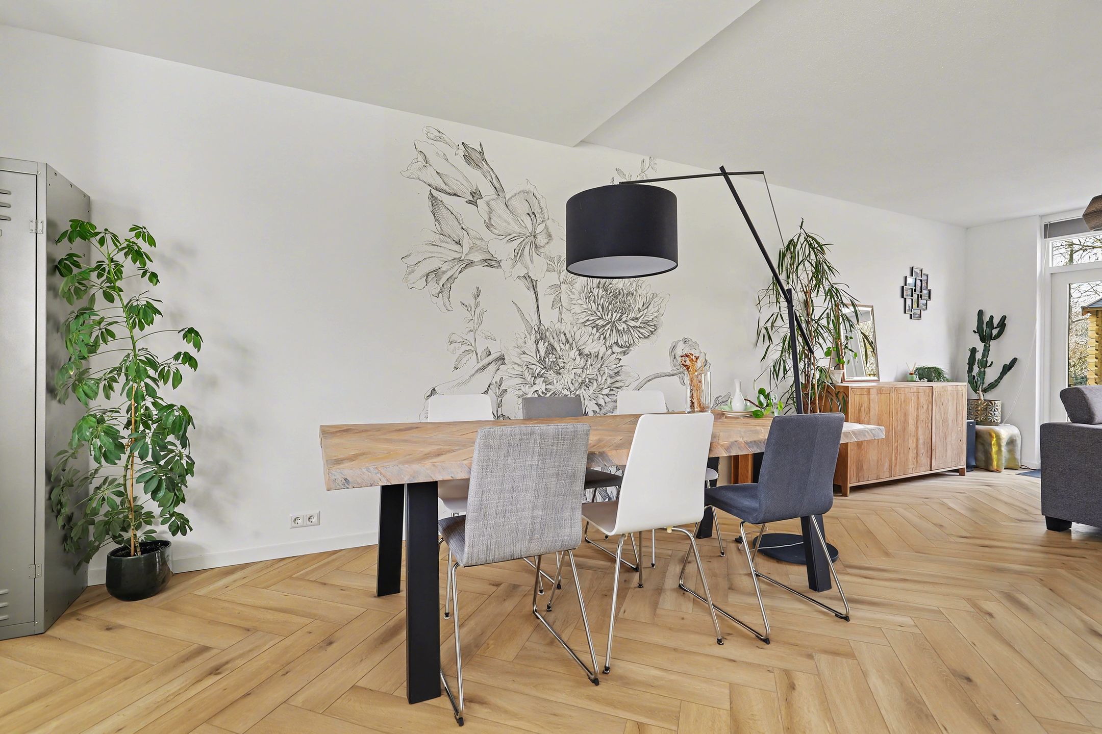 Photo 15 of Aalburgstraat 88