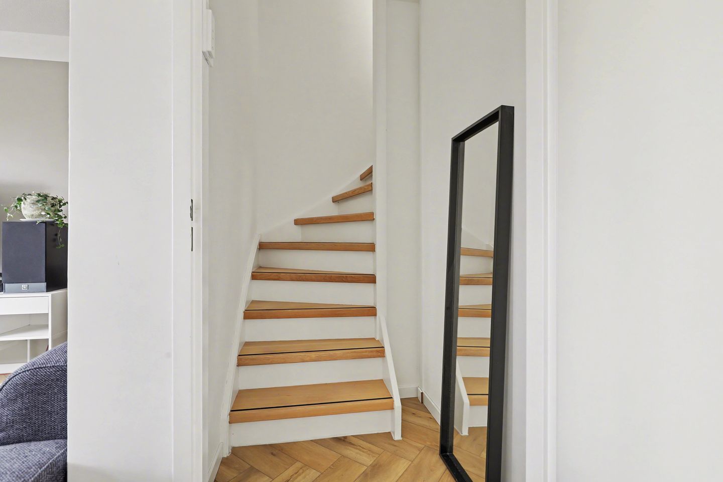 Photo 5 of Aalburgstraat 88