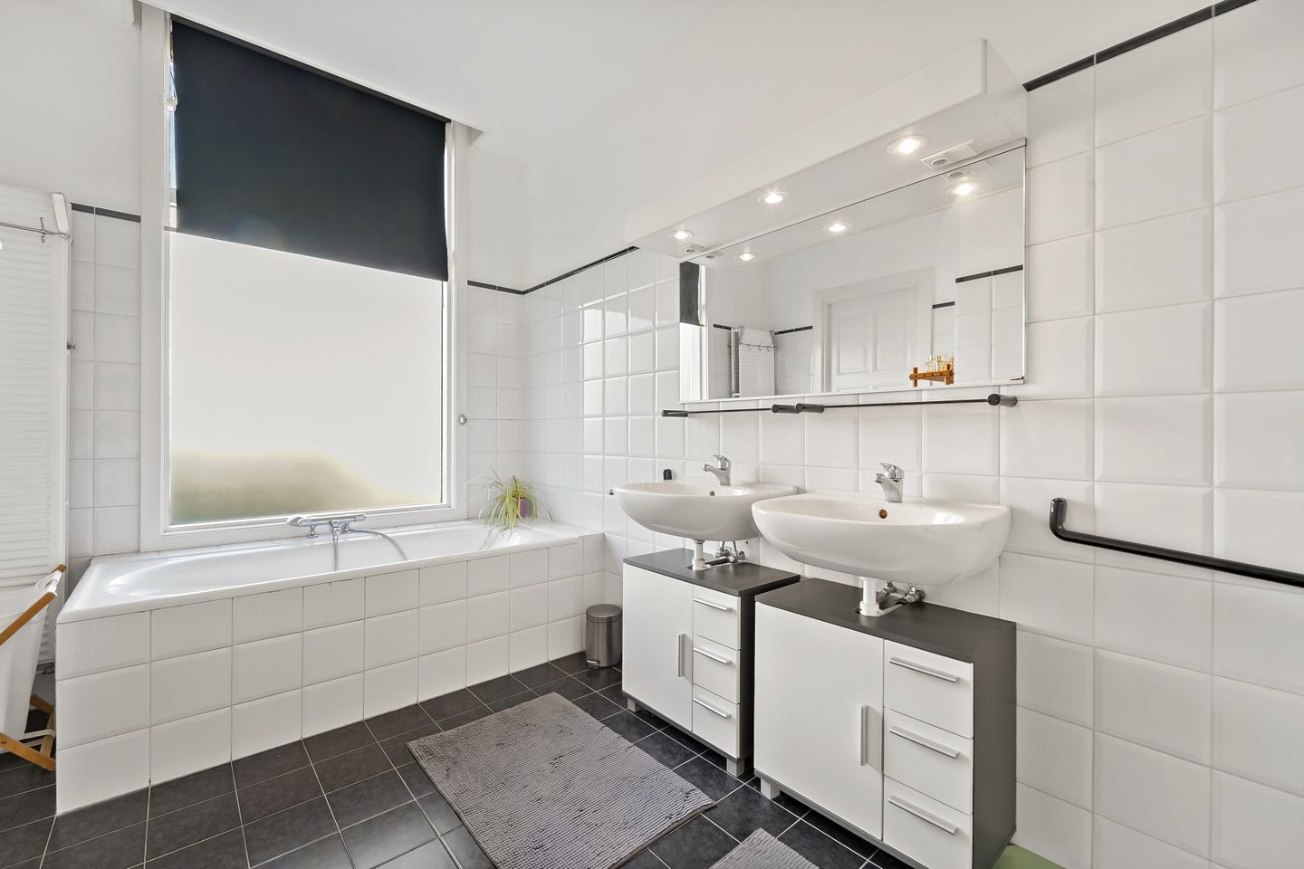 Photo 25 of Van Hoornbeekstraat 21