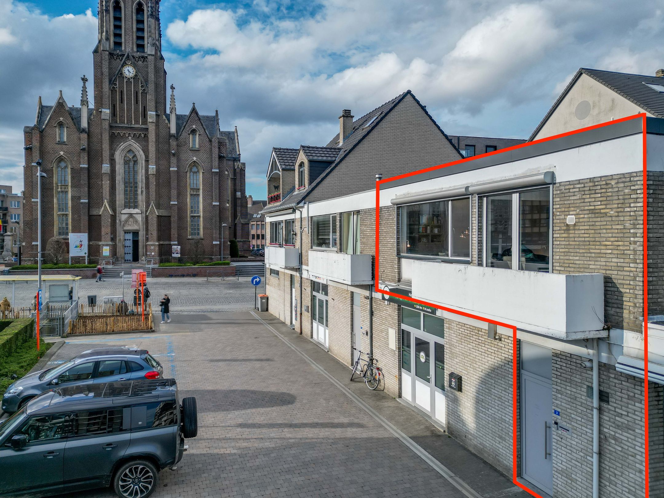 Buying a house in The Netherlands., Gemeenteplein 3 / 11, 3620 Lanaken