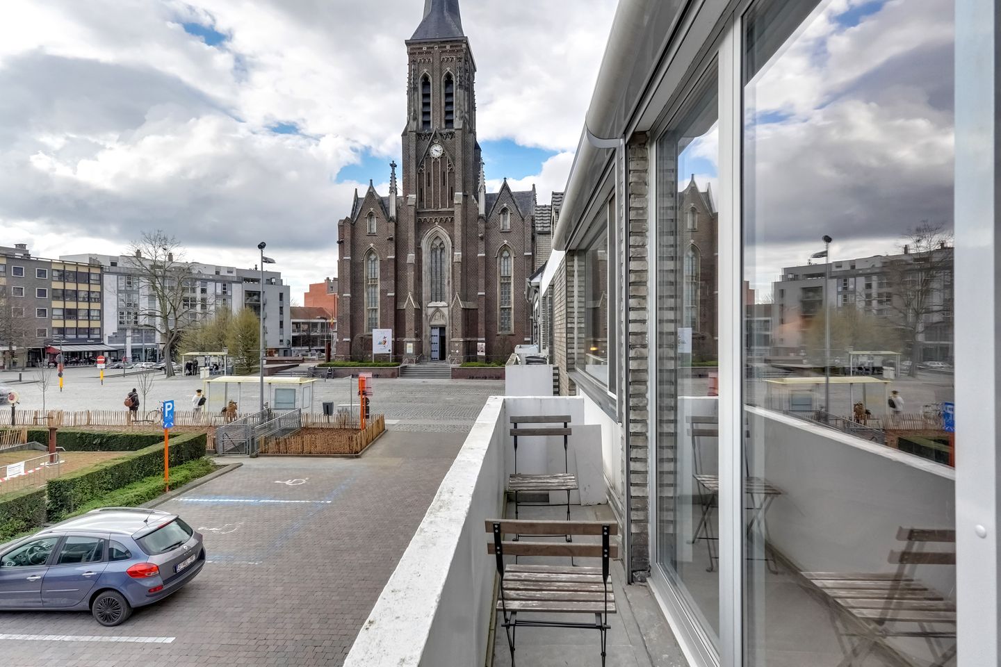 Move-in ready 3-bedroom apartment in the center of Lanaken with balcony — 14