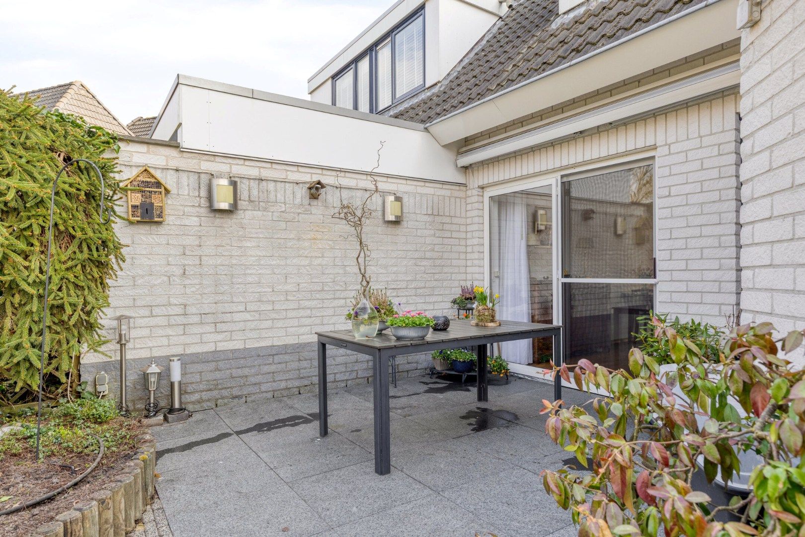 Semi-detached family home with garage in Enter — 24